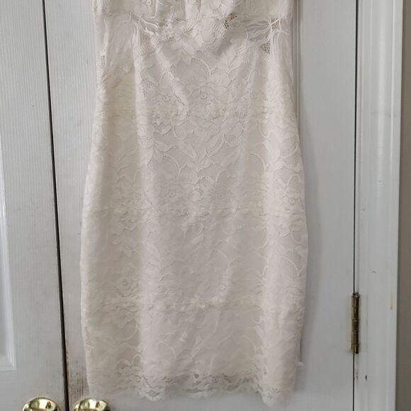 Guess lace cut out ivory summer beach wedding  party Silvana Lace Bodycon Mini - Picture 2 of 5